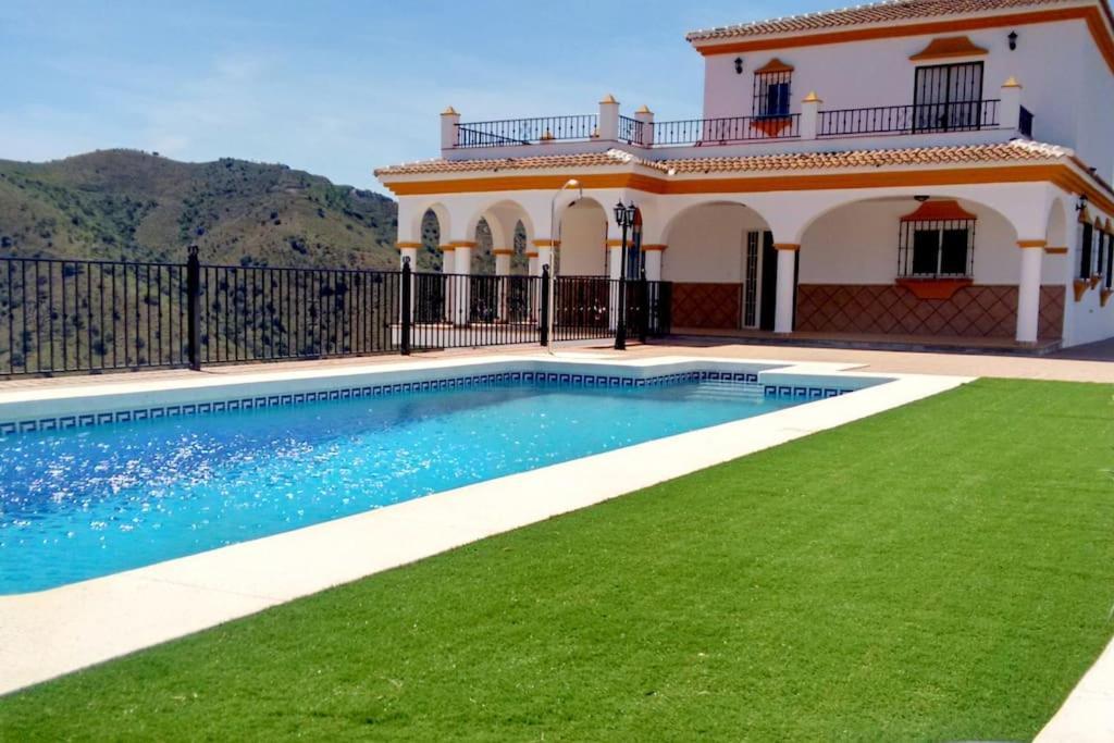Jazmin.completa Privacidad. Piscina Privada. Ferienhaus Málaga