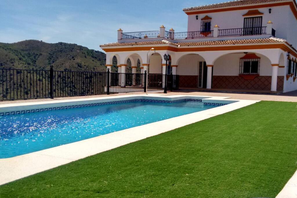Jazmin.completa Privacidad. Piscina Privada. * Málaga