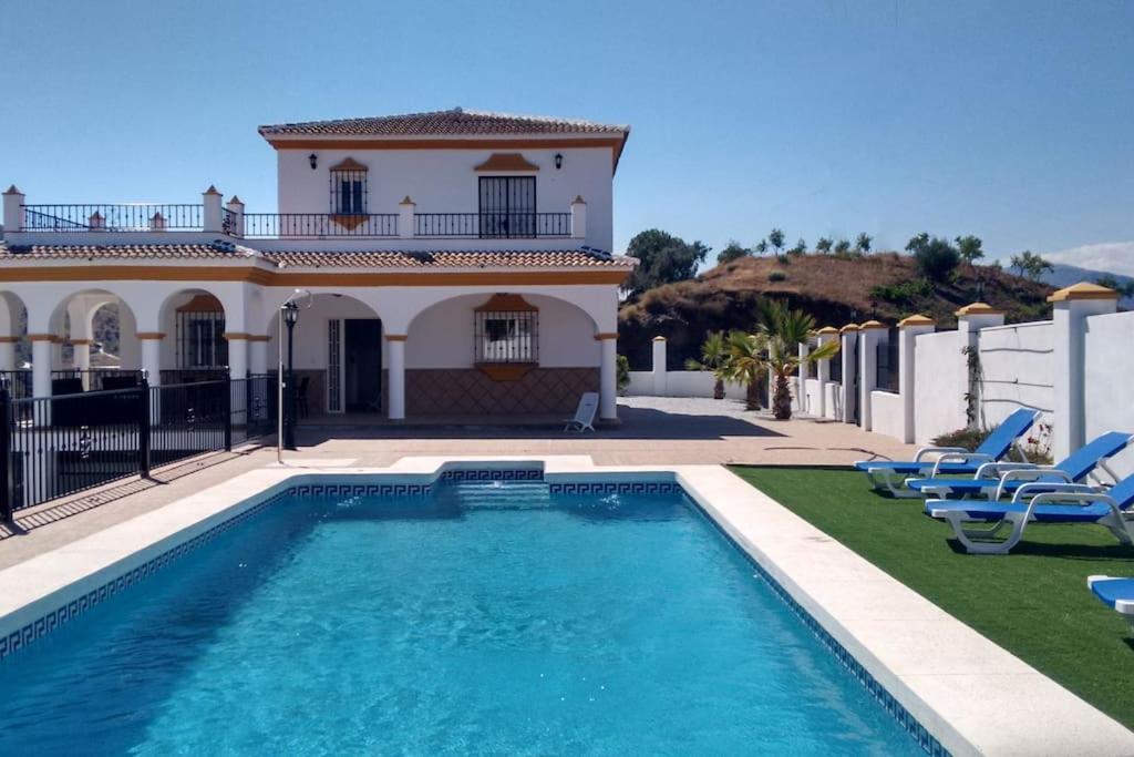 Jazmin.completa Privacidad. Piscina Privada. Feriehus